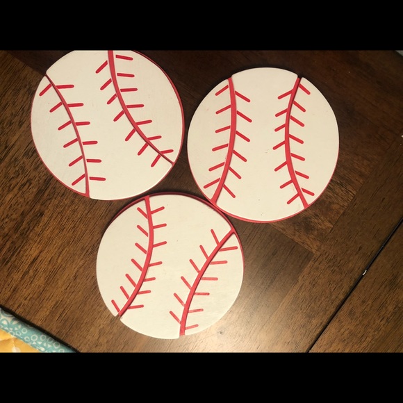 Baseball theme wreath - Picture 4 of 7